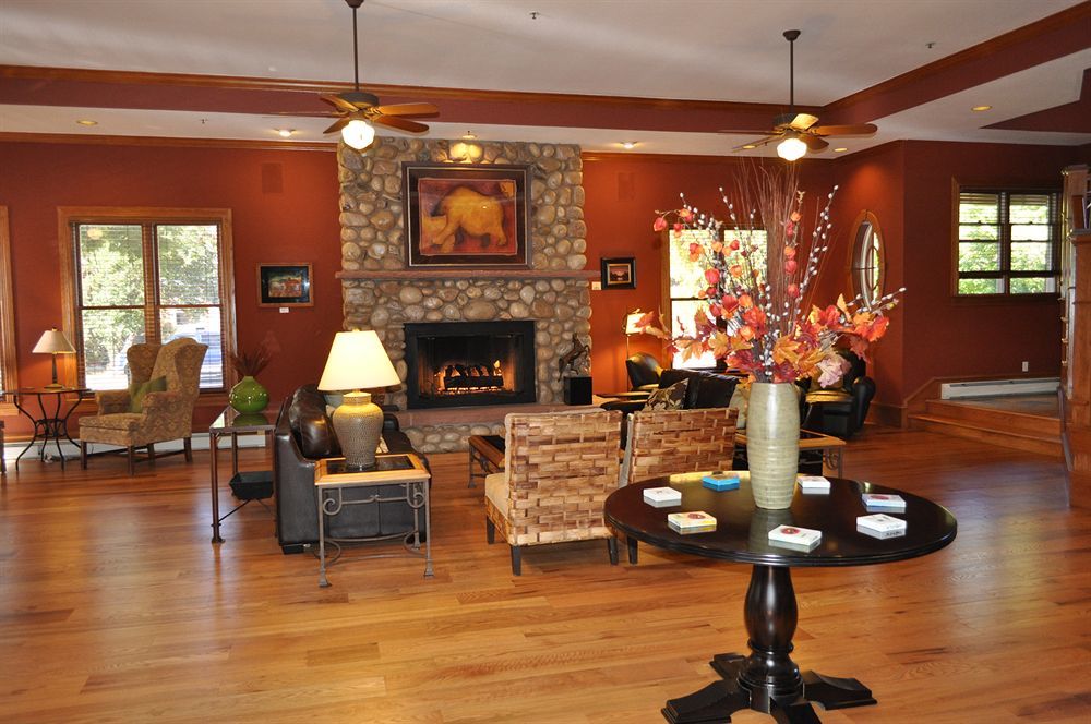 The Bradley Boulder Inn Bagian luar foto