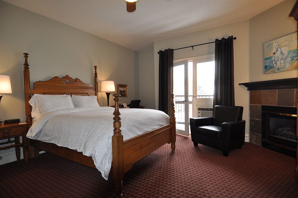 The Bradley Boulder Inn Bagian luar foto