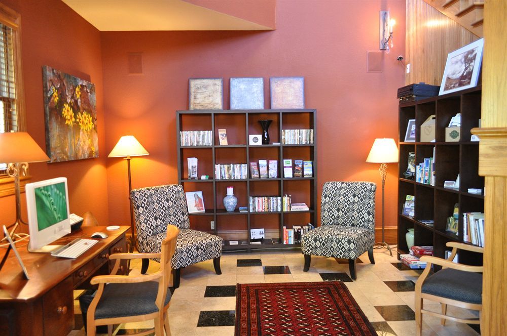 The Bradley Boulder Inn Bagian luar foto